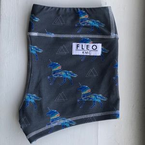 Fleo x KMC DNDL Unicorn shorts - size small